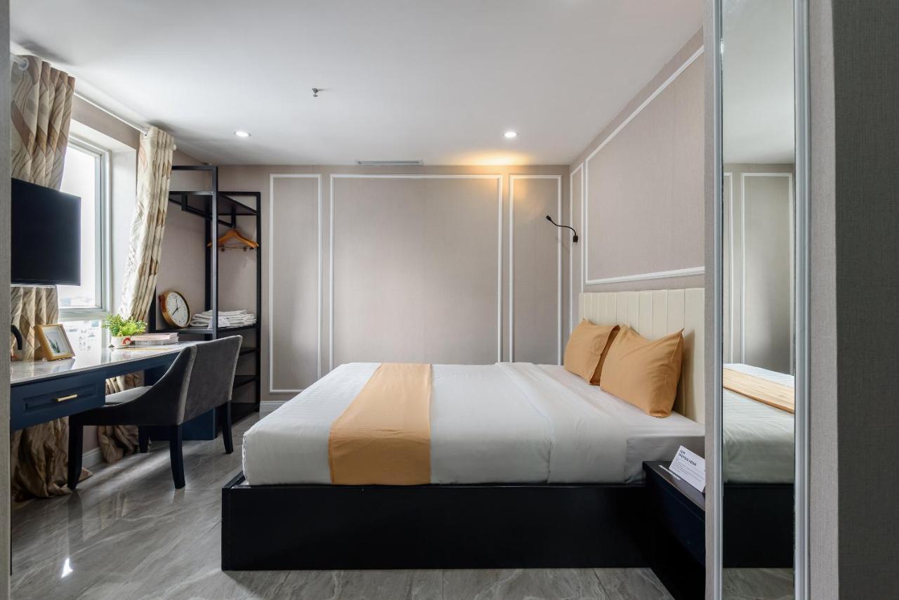 Cozrum Lux - The Arrivals Hotel Ho Chi Minh-stad Buitenkant foto