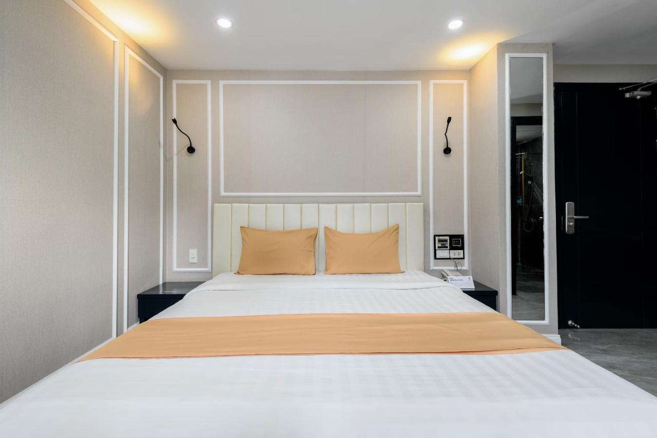 Cozrum Lux - The Arrivals Hotel Ho Chi Minh-stad Buitenkant foto