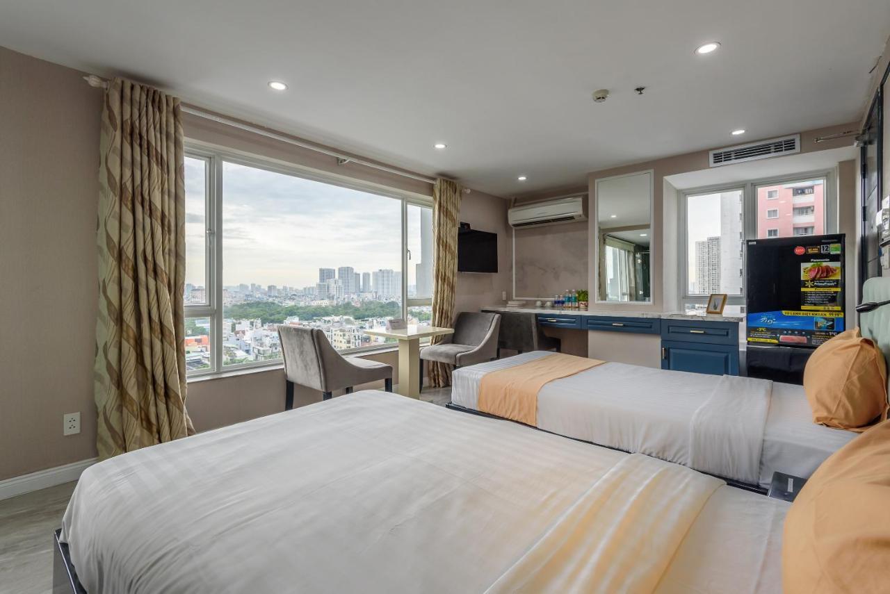 Cozrum Lux - The Arrivals Hotel Ho Chi Minh-stad Buitenkant foto