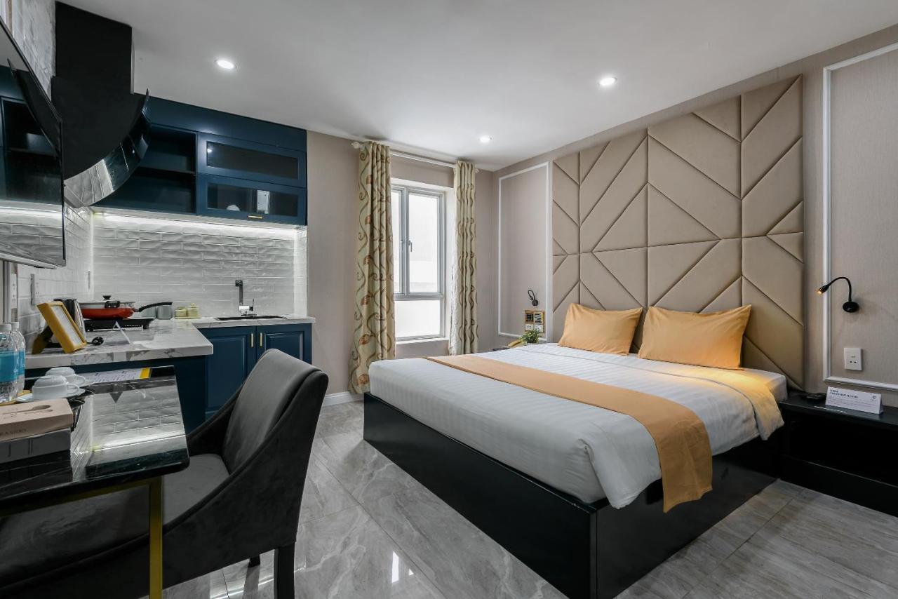 Cozrum Lux - The Arrivals Hotel Ho Chi Minh-stad Buitenkant foto