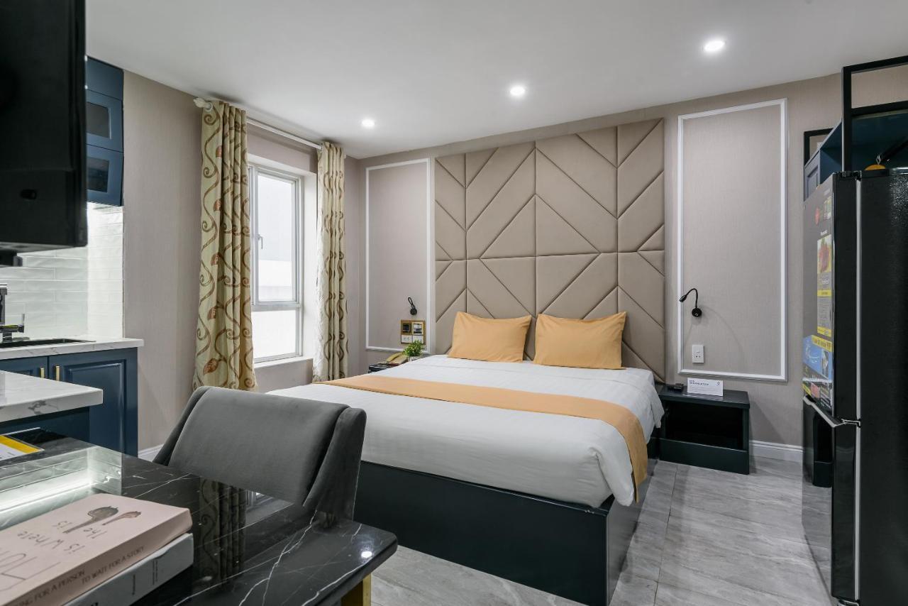 Cozrum Lux - The Arrivals Hotel Ho Chi Minh-stad Buitenkant foto