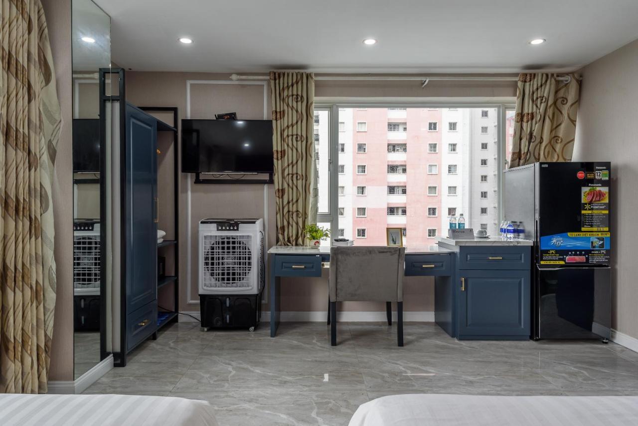 Cozrum Lux - The Arrivals Hotel Ho Chi Minh-stad Buitenkant foto